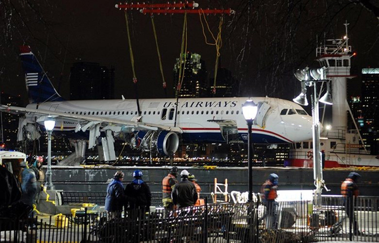 Crash Airbus US Air - New York - N106US