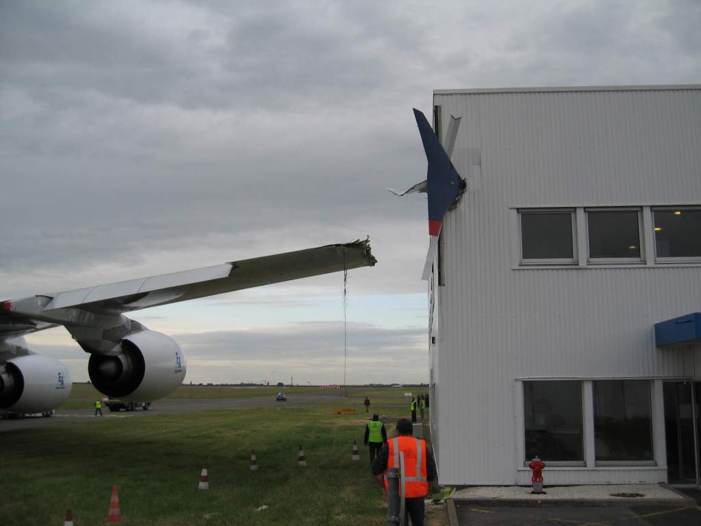 A380 Bourget Accident Aile