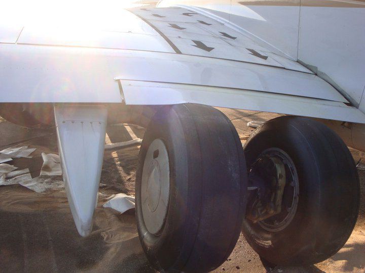 Boeing 737-800 Continental - N1221 - Greenville