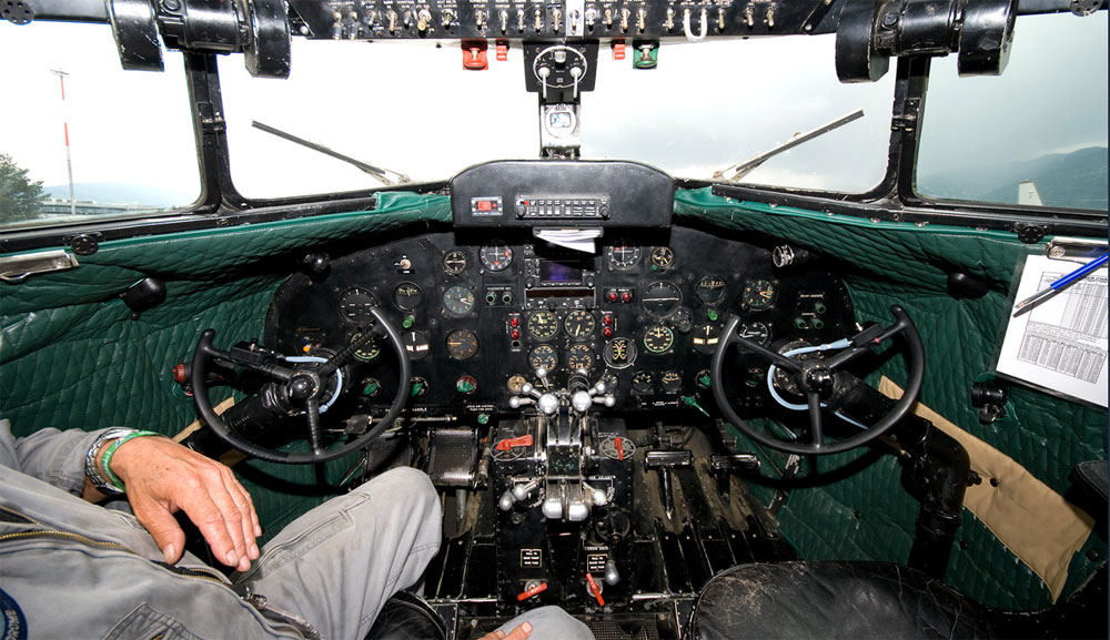 Douglas DC-2 TWA Cockpit