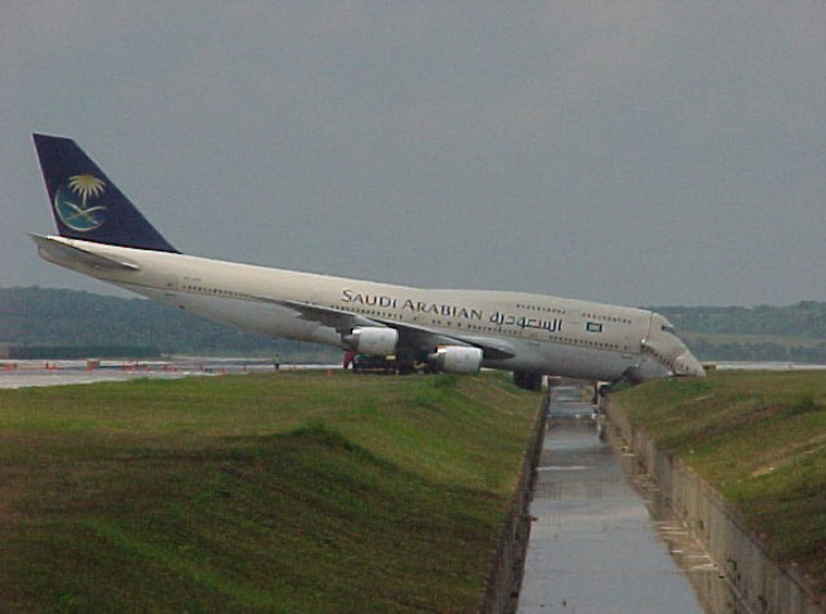 Sortie de piste Boeing 747 Saudian